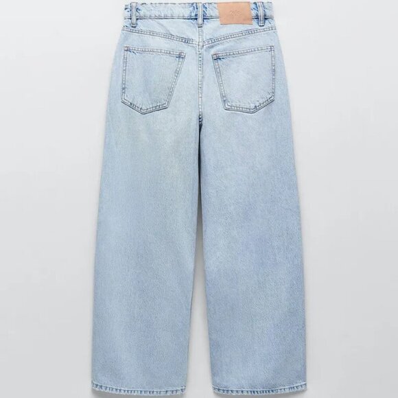 ZARA LIGHT BLUE HIGH RISE JEANS - Picture 4 of 5